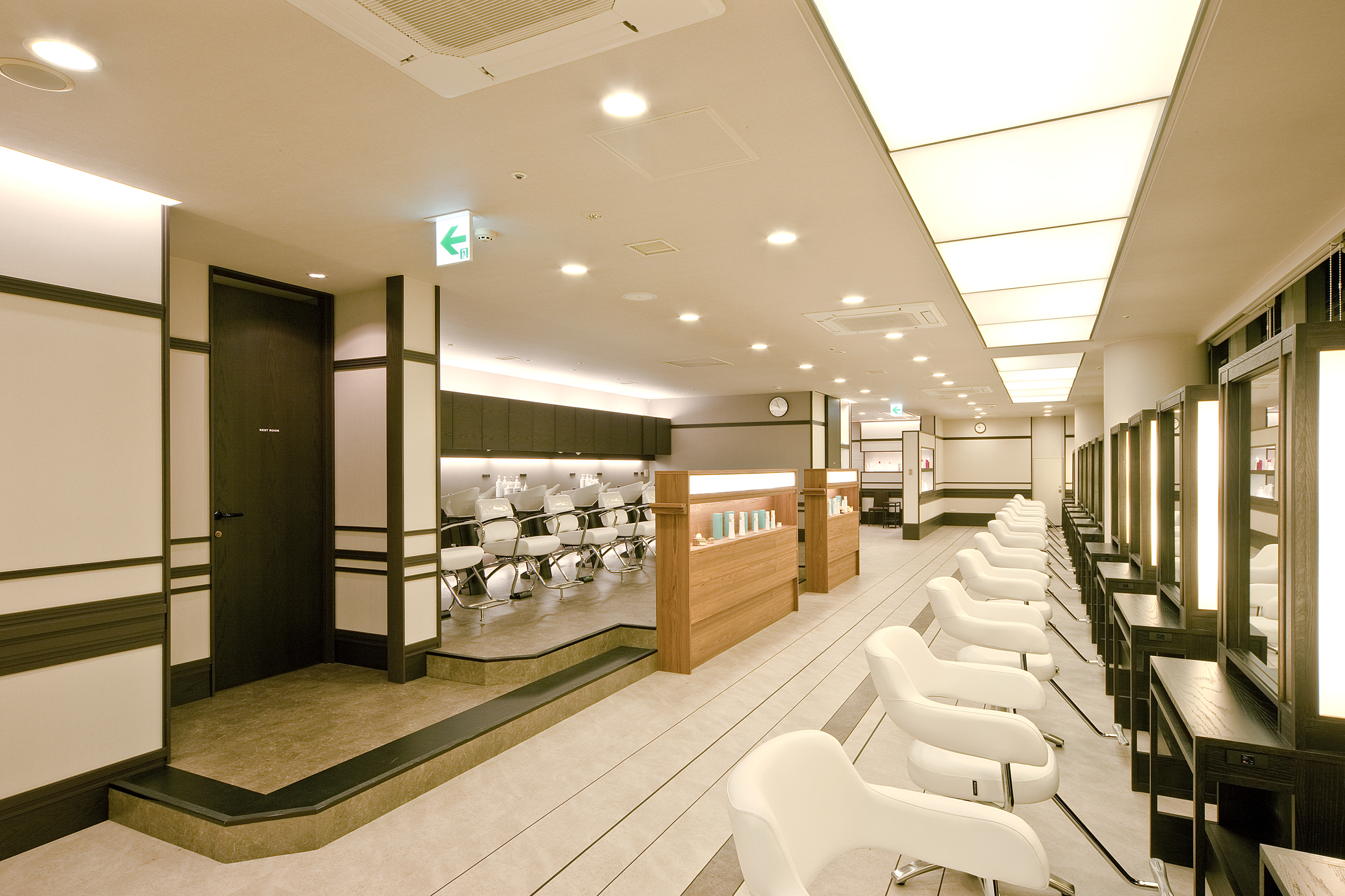 各店舗のイメージ写真