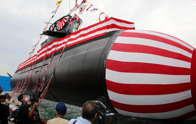 3隻目の最新鋭潜水艦「じんげい」、三菱重工神戸で命名・進水式 24