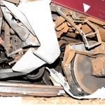 神戸新聞next 総合 ３連休明け 通勤客ら１０万人に影響 阪急神戸線脱線事故