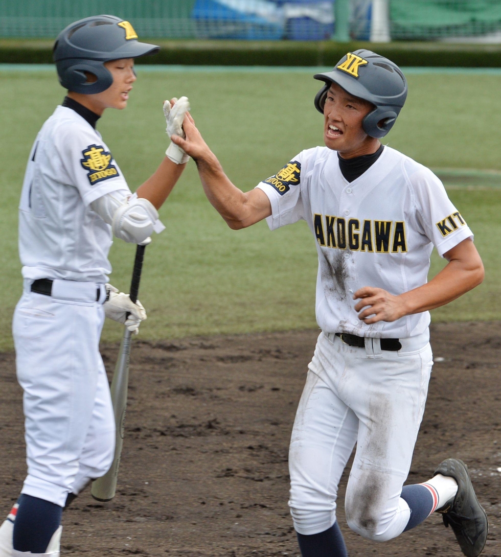 神戸新聞NEXT｜兵庫県内｜スポーツ｜兵庫の高校野球｜高校野球写真集
