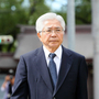 判決公判で神戸地裁に入る南谷昌二郎被告＝２７日午前、神戸市中央区（撮影・神子素慎一）