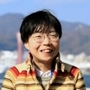 被災者らとの交流体験を語る岸本くるみさん＝神戸市中央区港島１（撮影・斎藤雅志）