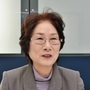 山一証券での思い出を振り返る畠洋子さん＝神戸新聞社