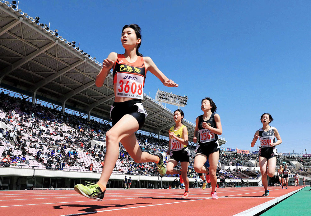 選手と観客席