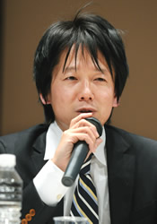 岸本達也氏（神戸新聞社社会部記者）