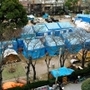 震災後、１５０人が避難し、「テント村」と呼ばれた津知公園＝１９９５年２月