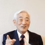 阪神・淡路大震災当時を振り返る瀬尾征男さん＝東京都千代田区、東京海上日動火災保険
